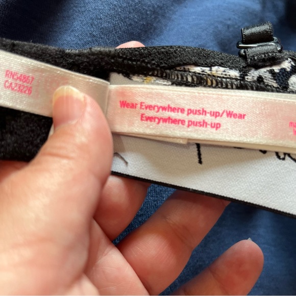 PINK Wear Everywhere Push Up Bra Floral Daisies Underwire Lace Black 34C - Picture 12 of 12